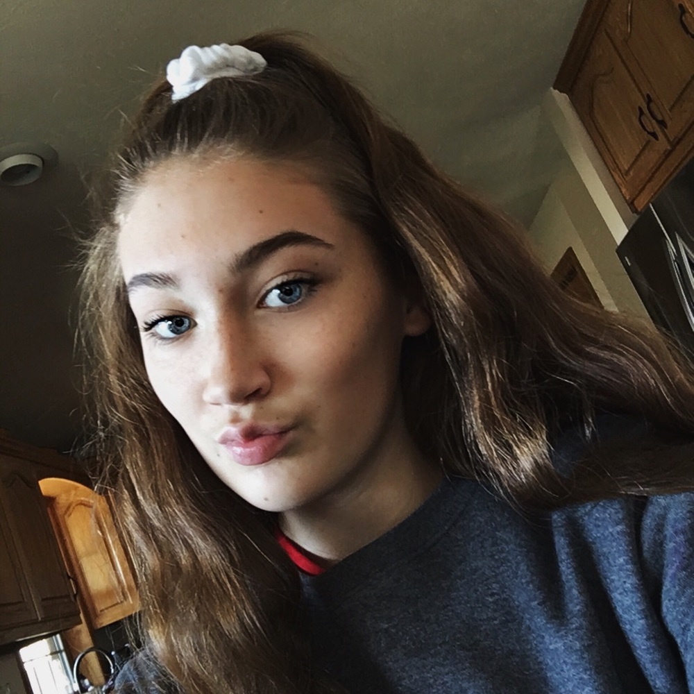 Meet your Posher, Kenzie